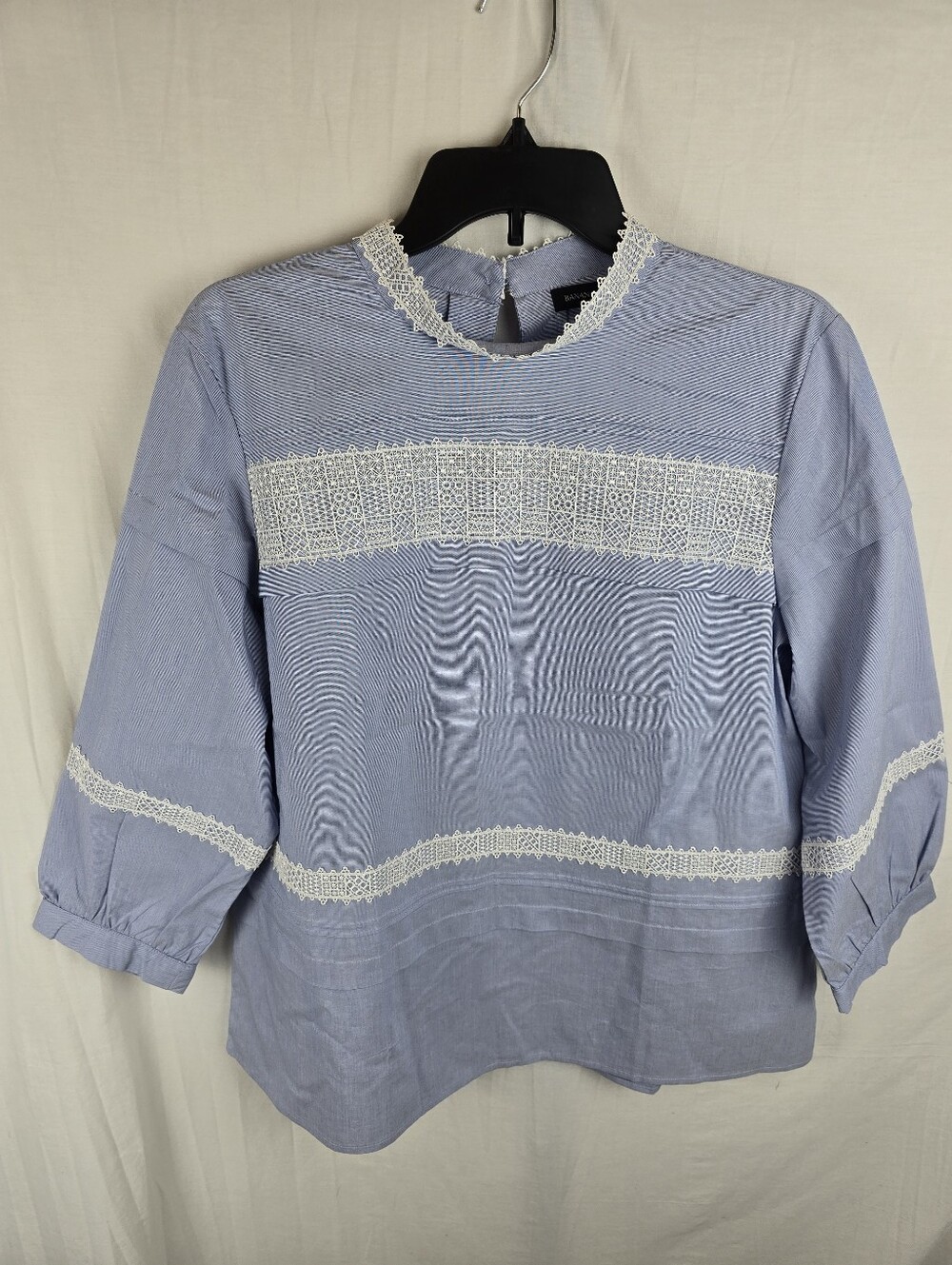 NWT Banana Republic Women’s Lace-Trim Blue Striped Blouse Sz L